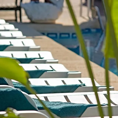 Costeres ヴィラ カルプ